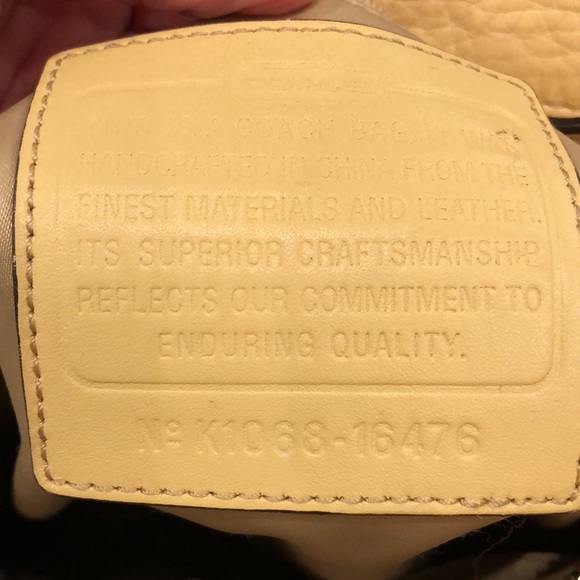 COACH PALE LEMON YELLOW LEATHER TOTE BAG - Picture 8 of 10